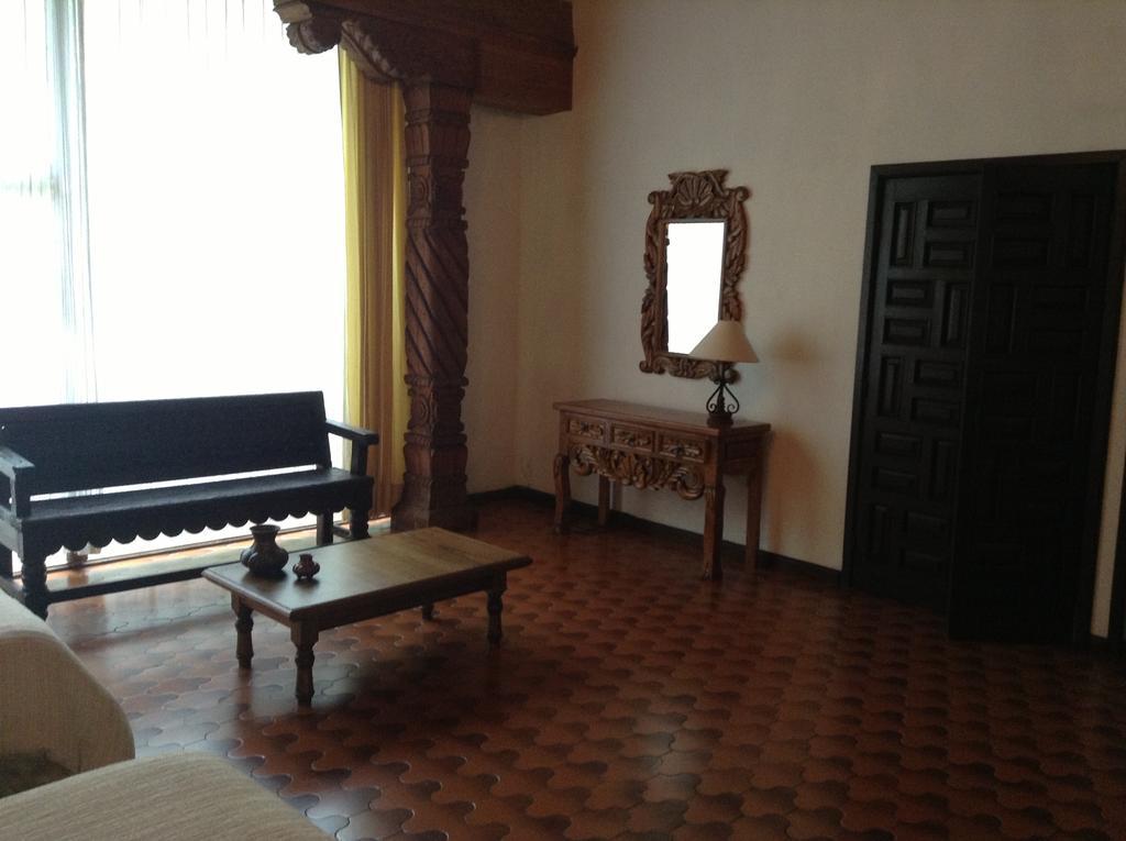 ホテルHacienda San Pedro Uruapan  部屋 写真
