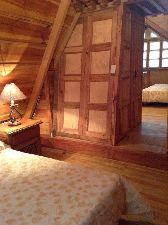 ホテルHacienda San Pedro Uruapan  部屋 写真